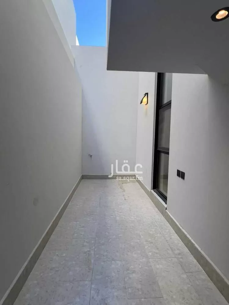 دور للبيع في شارع الجحاف بن حكيم السلمي, حي القيروان, مدينة الرياض, منطقة الرياض صورة 5