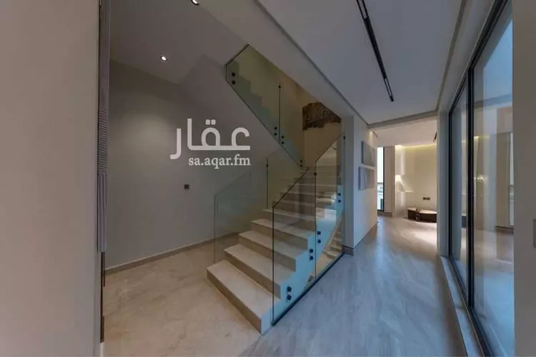 Floor for Sale in Riyadh Al Qirawan 11