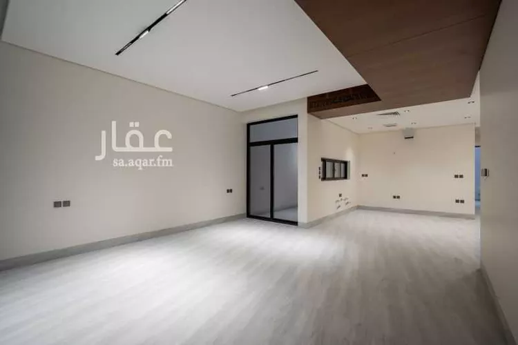 دور للبيع في شارع ابراهيم بن الاحمدي, حي القيروان, مدينة الرياض, منطقة الرياض صورة 3