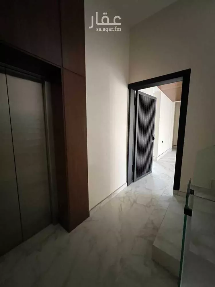 دور للبيع في شارع الامير سلمان بن محمد بن سعود, حي الصحافة, مدينة الرياض, منطقة الرياض صورة 3