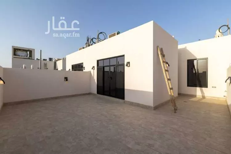 دور للبيع في شارع علي المغيدي, حي القيروان, مدينة الرياض, منطقة الرياض 8