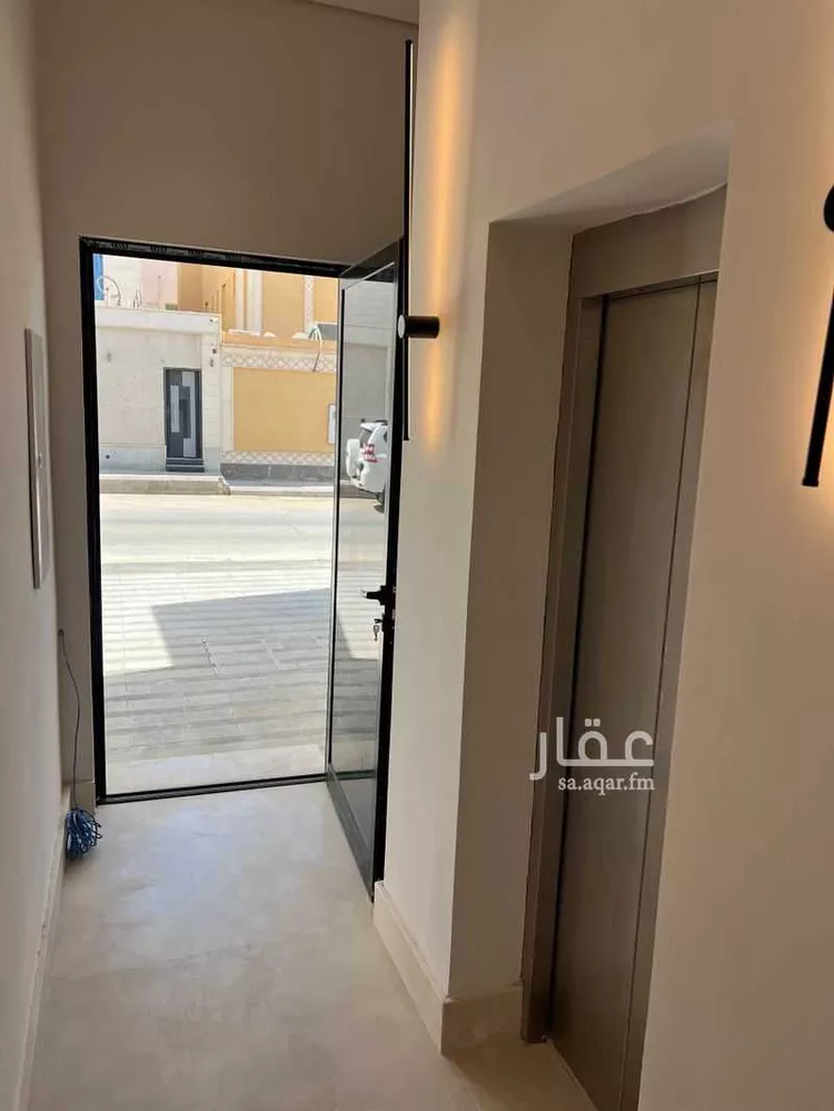دور للبيع في شارع العياشي, حي المصيف, مدينة الرياض, منطقة الرياض صورة 3