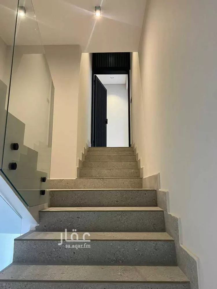 دور للبيع في شارع رقم 554, حي النرجس, مدينة الرياض, منطقة الرياض صورة 4