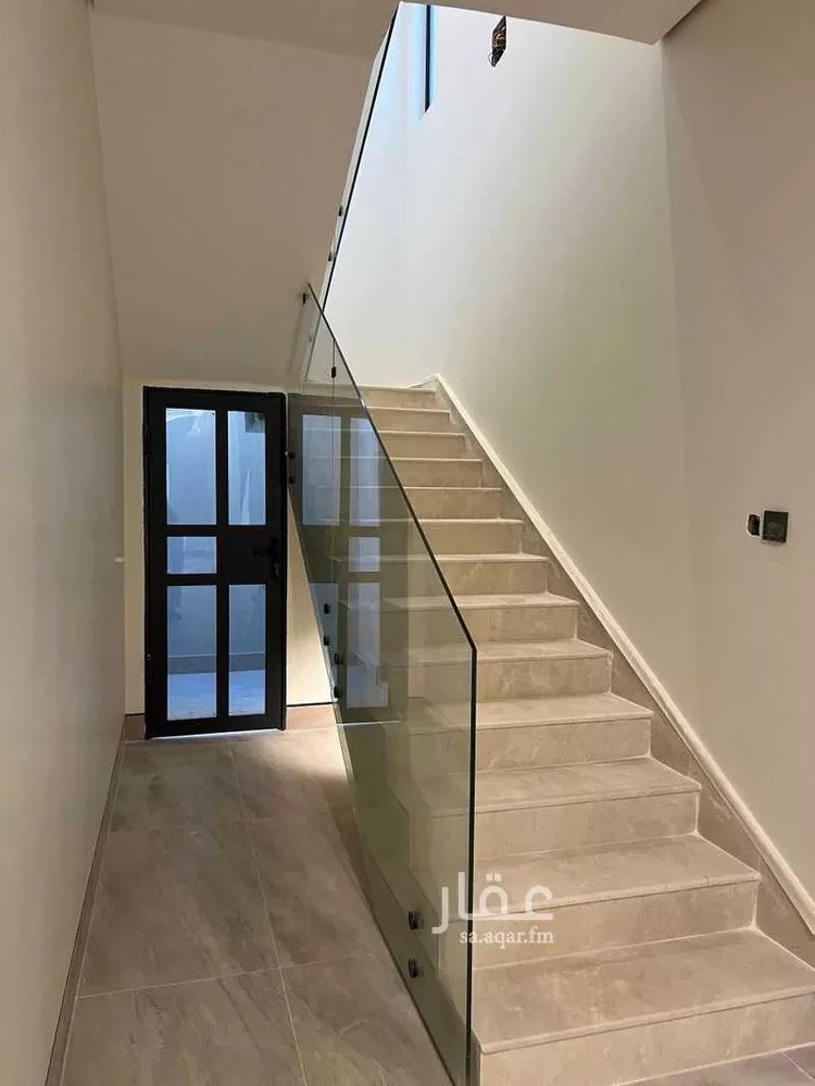 فيلا للبيع في شارع ابراهيم بن يزيد, حي القيروان, مدينة الرياض, منطقة الرياض صورة 4