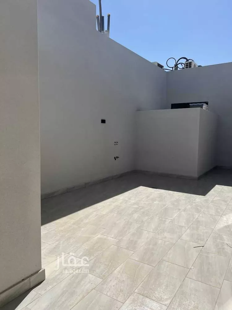 دور للبيع في شارع رقم 554, حي النرجس, مدينة الرياض, منطقة الرياض صورة 3