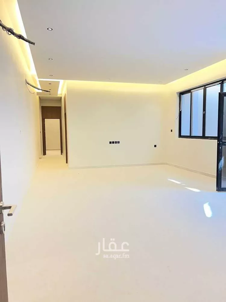 دور للبيع في شارع الحجور, حي النفل, مدينة الرياض, منطقة الرياض صورة 5