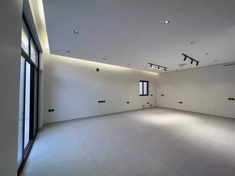 دور للبيع في شارع المجرة, حي العريجاء الأوسط, مدينة الرياض, منطقة الرياض 8