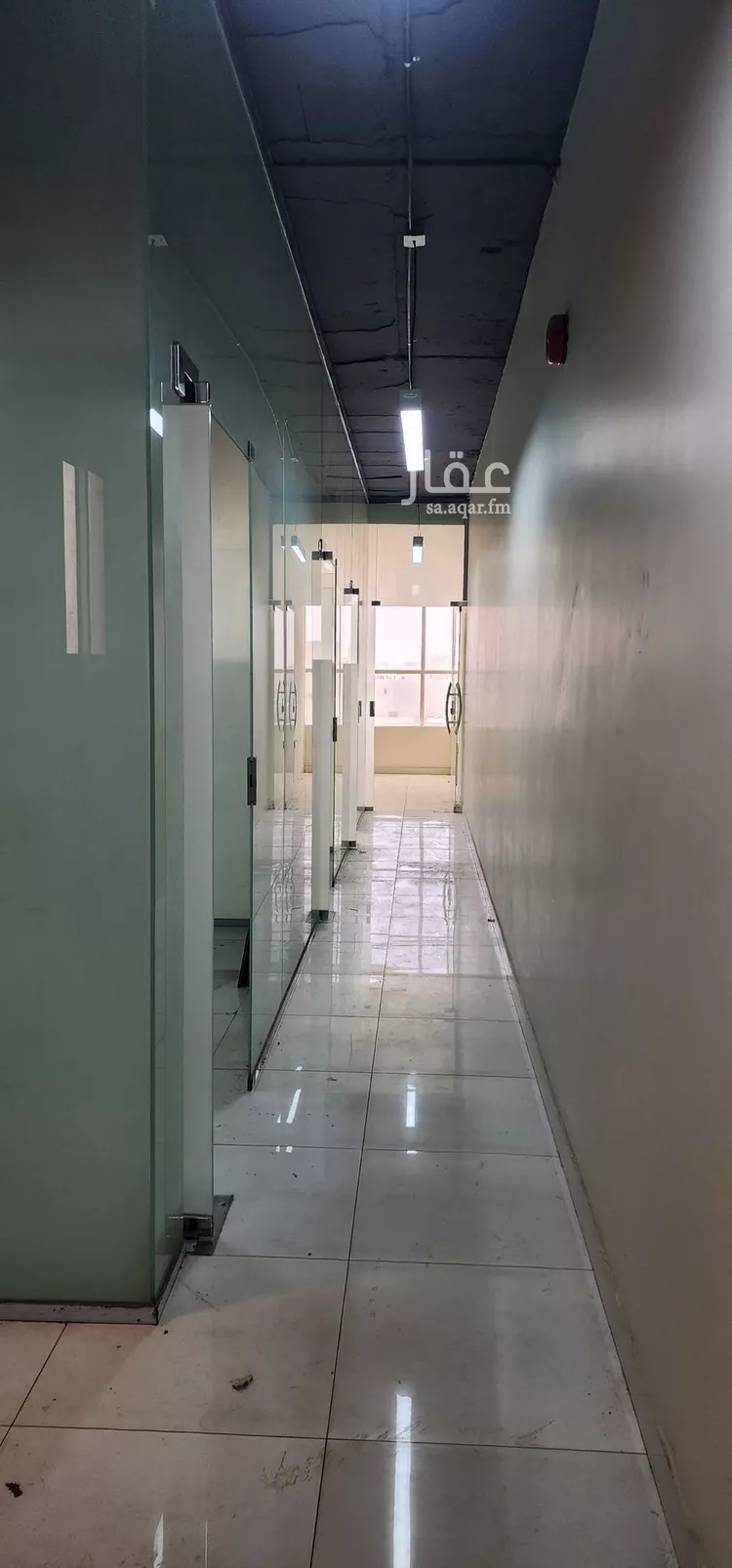 مكتب تجاري للإيجار في شارع فارس الازدي, حي القيروان, مدينة الرياض, منطقة الرياض صورة 2