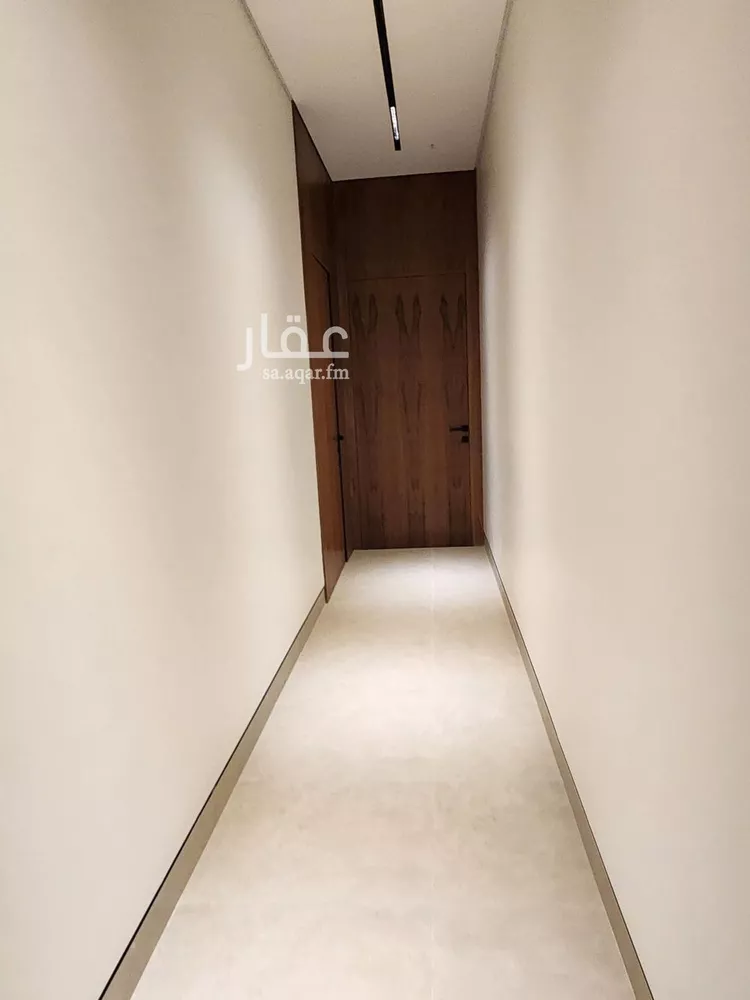 دور للإيجار في شارع رقم 421, حي الملقا, مدينة الرياض, منطقة الرياض صورة 5