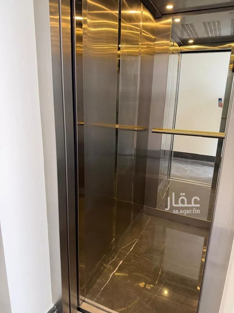 Floor for Rent in Riyadh Hittin صورة 3