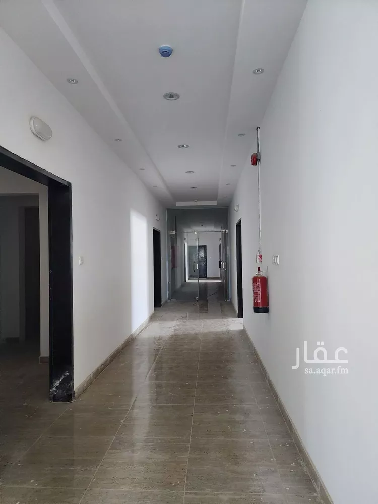 مكتب تجاري للإيجار في شارع الامير فيصل بن بندر بن عبدالعزيز, حي النرجس, مدينة الرياض, منطقة الرياض صورة 2