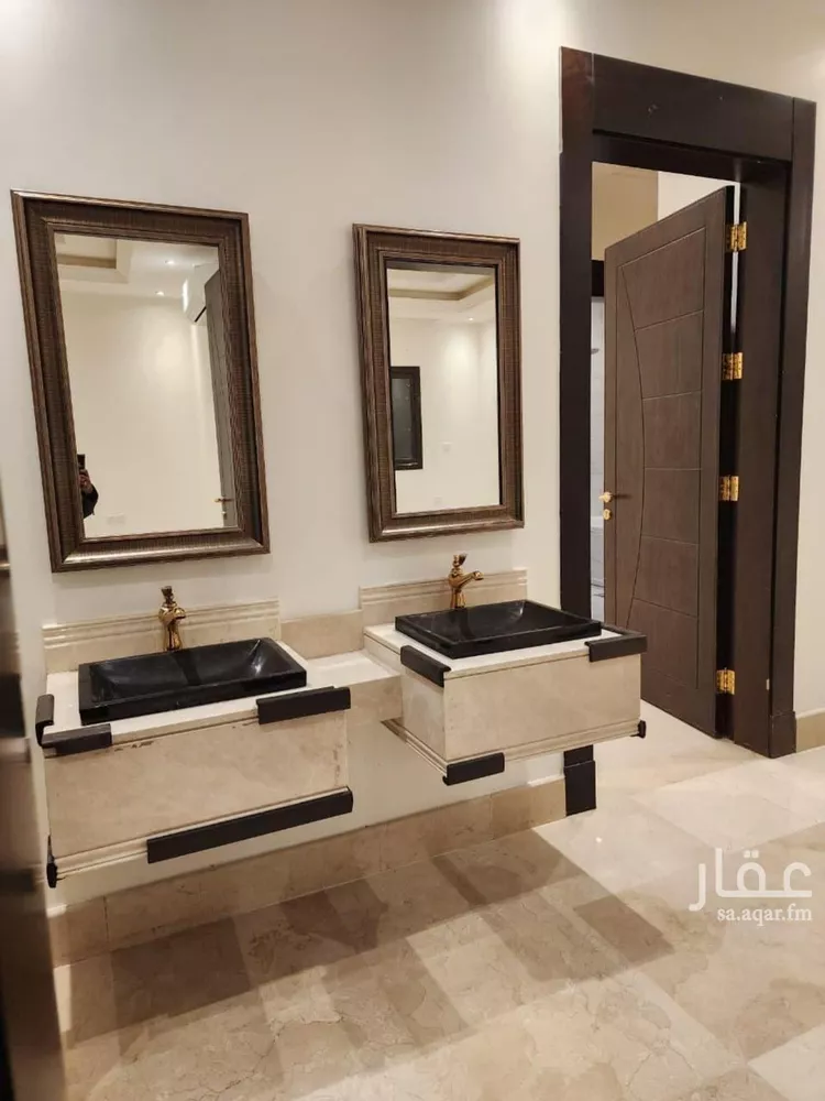 دور للإيجار في شارع رقم 326, حي الملقا, مدينة الرياض, منطقة الرياض 7