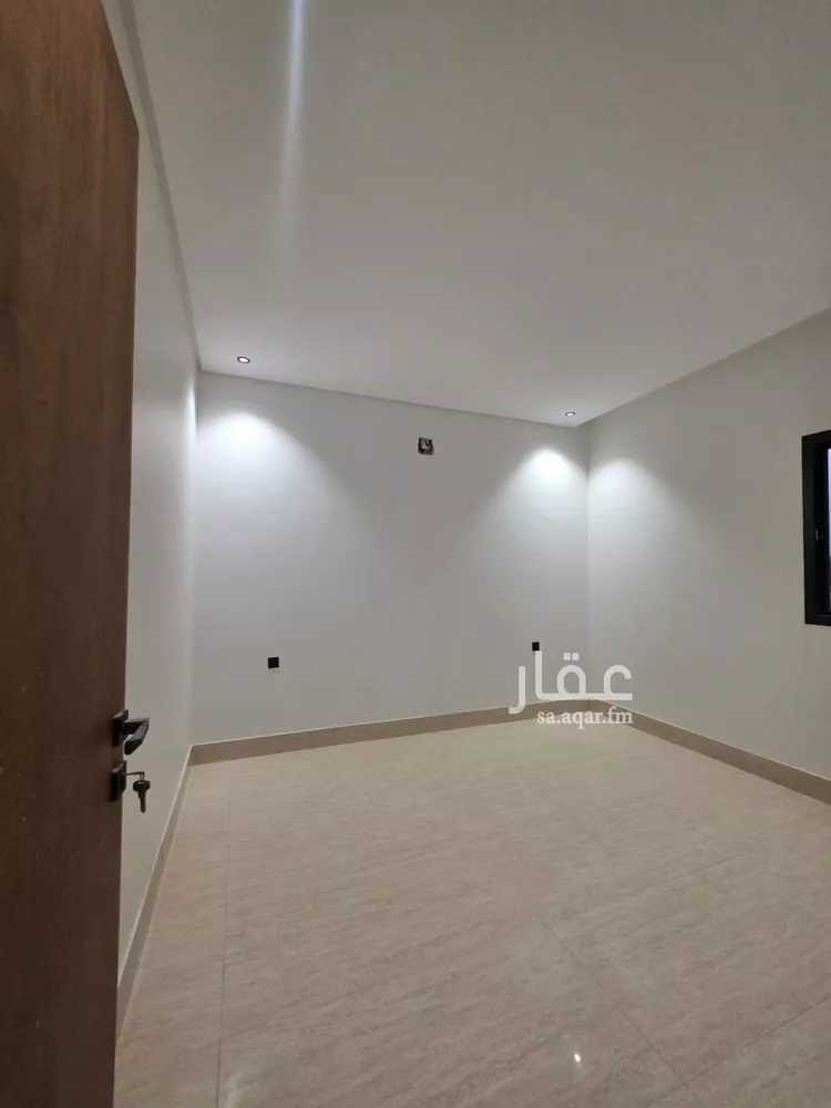 Villa for Sale in Riyadh Tuwaiq 9