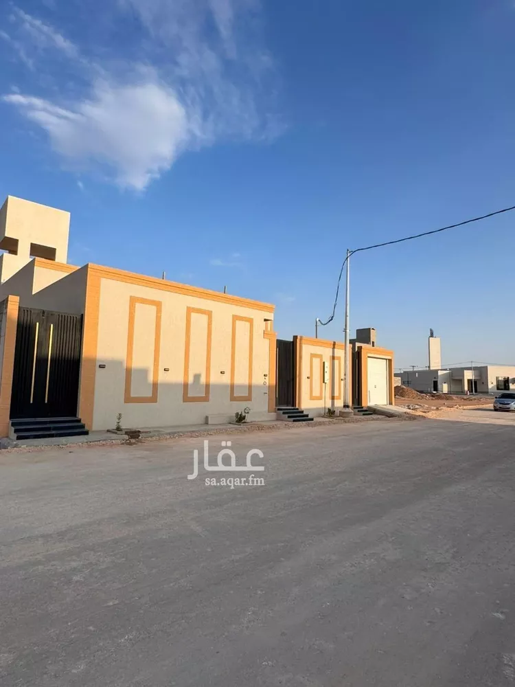 Floor for Sale in Thadiq Al Janadriyah 6