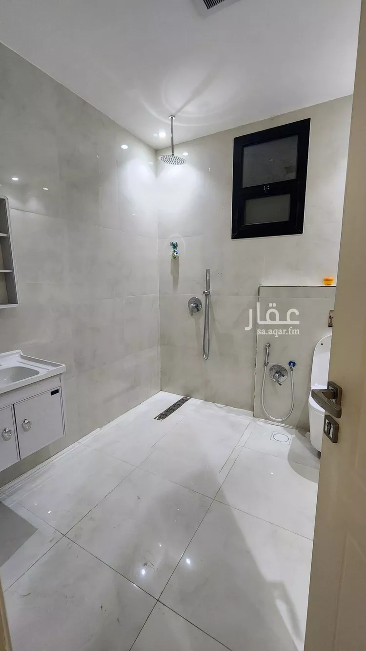 فيلا للإيجار في شارع رقم 315, حي الملقا, مدينة الرياض, منطقة الرياض صورة 5