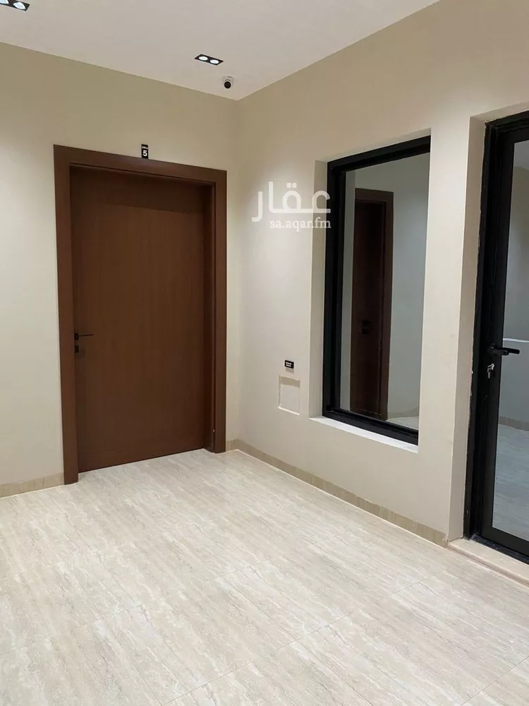 مكتب تجاري للإيجار في شارع موسي بن سالم الحجاوي, حي المهدية, مدينة الرياض, منطقة الرياض صورة 3