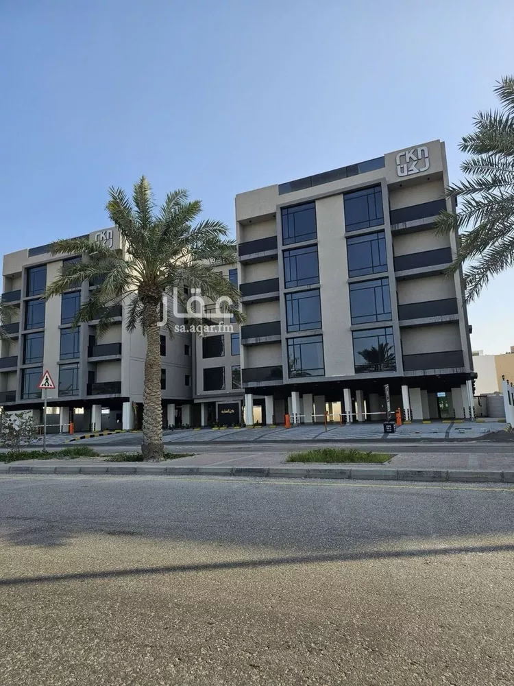 شقة للبيع في شارع سفيان بن النضر, حي الحمراء, مدينة الخبر, المنطقة الشرقية