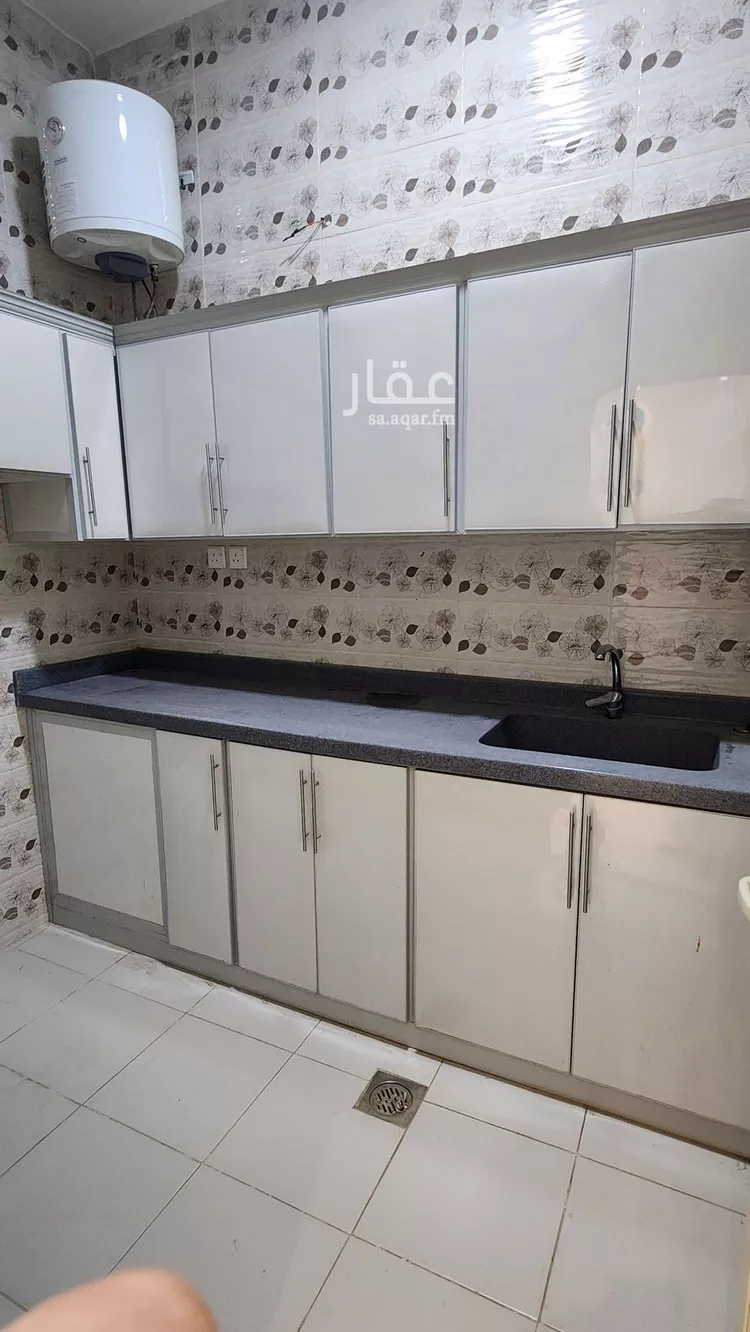 شقة للإيجار في شارع الافاضله, حي الملقا, مدينة الرياض, منطقة الرياض