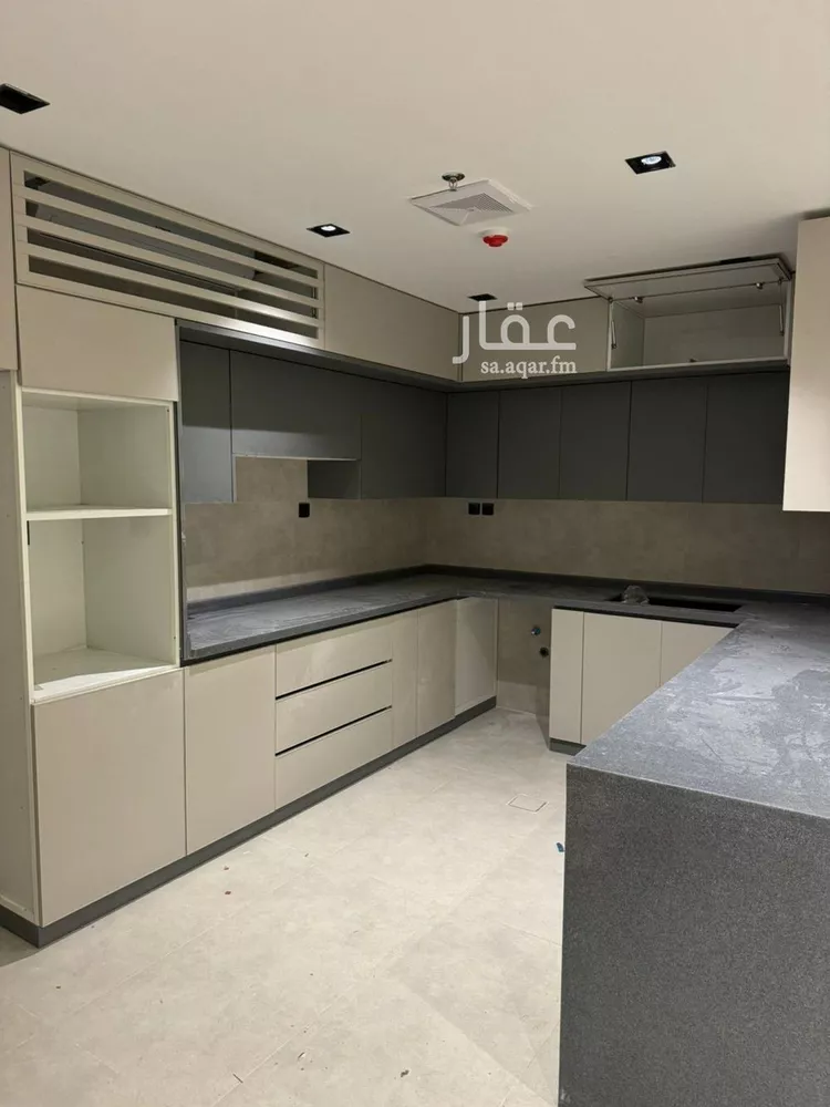 شقة للبيع في شارع سفيان بن النضر, حي الحمراء, مدينة الخبر, المنطقة الشرقية صورة 2