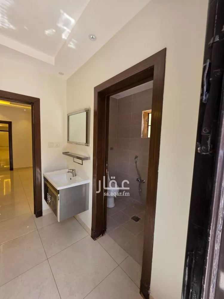 دور للإيجار في شارع الحكيم القاضي, حي حطين, مدينة الرياض, منطقة الرياض 15
