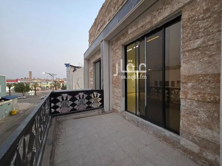 Villa for Sale in Riyadh Tuwaiq 18
