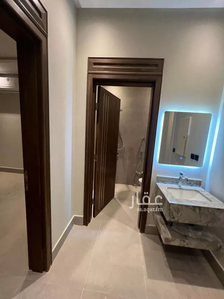 شقة للإيجار في شارع رقم 360, حي الملقا, مدينة الرياض, منطقة الرياض صورة 2