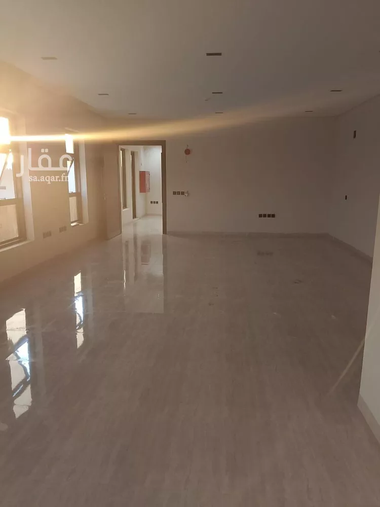 Commercial Office for Rent in Riyadh Al Mahdiyah صورة 2