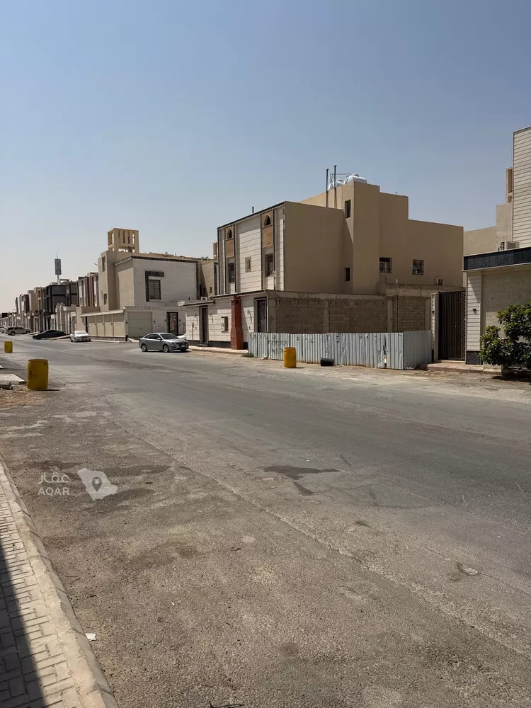 أرض للبيع في شارع يحيى بن جزلة, حي بدر, مدينة الرياض, منطقة الرياض 5