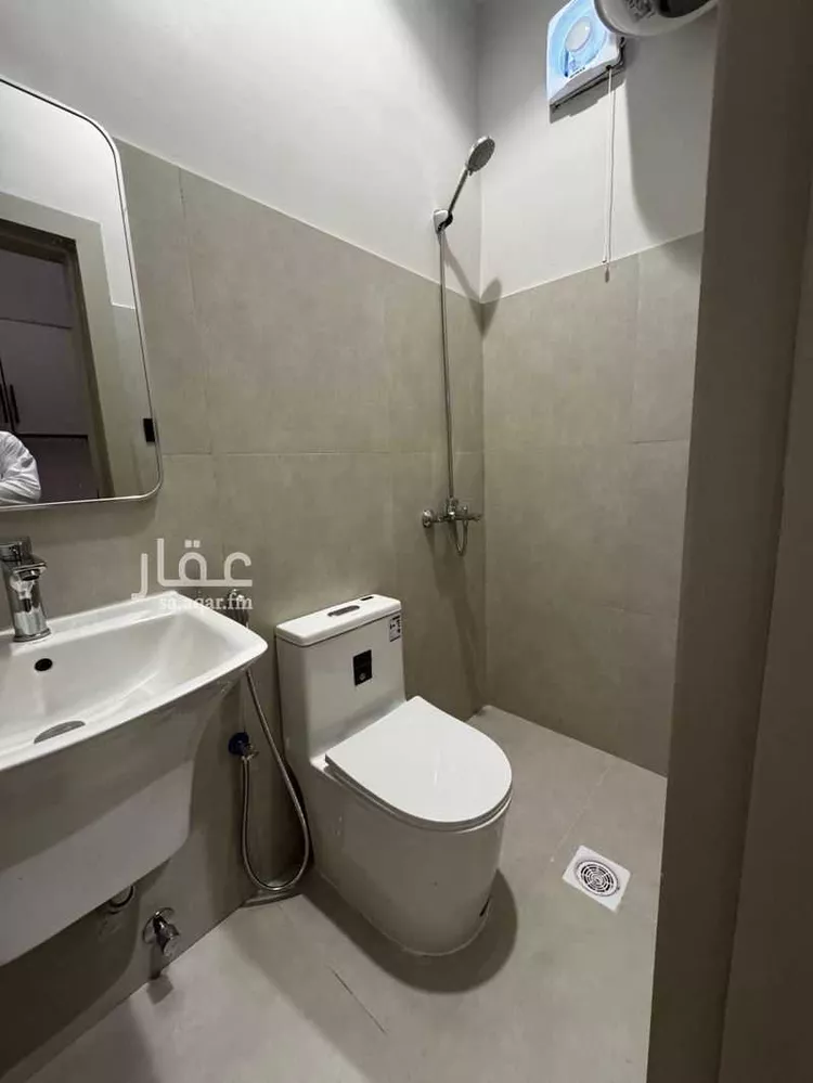 عمارة للإيجار في شارع محمود النجاري, حي أم الحمام الشرقي, مدينة الرياض, منطقة الرياض صورة 3