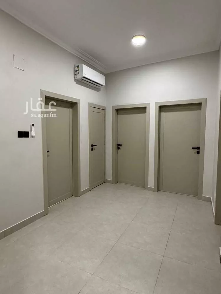 عمارة للإيجار في شارع محمود النجاري, حي أم الحمام الشرقي, مدينة الرياض, منطقة الرياض صورة 2
