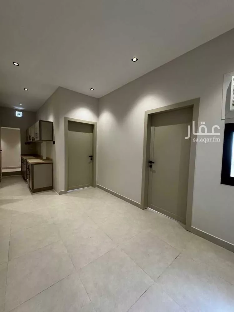 عمارة للبيع في شارع محمود النجاري, حي أم الحمام الشرقي, مدينة الرياض, منطقة الرياض صورة 2
