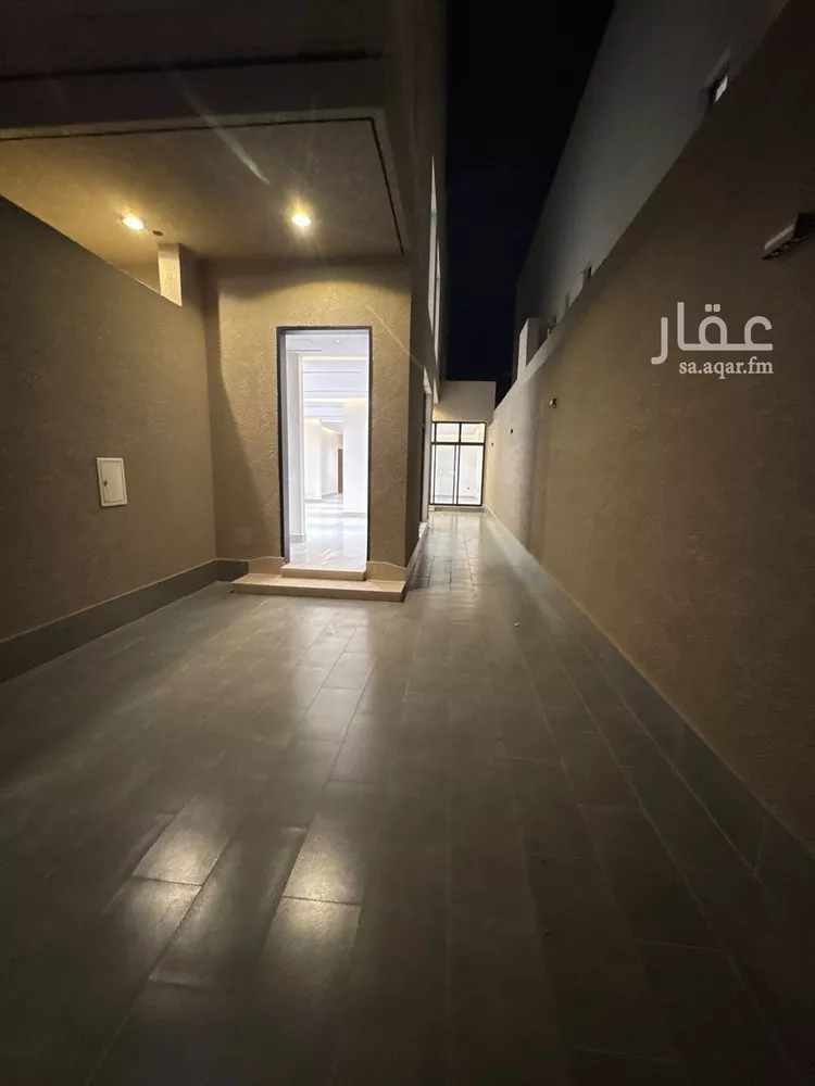 فيلا للبيع في شارع محمد بن رزين, حي النرجس, مدينة الرياض, منطقة الرياض صورة 3