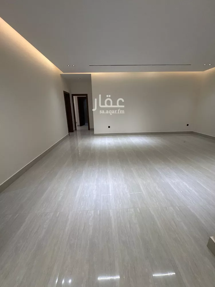فيلا للبيع في شارع محمد بن رزين, حي النرجس, مدينة الرياض, منطقة الرياض 6