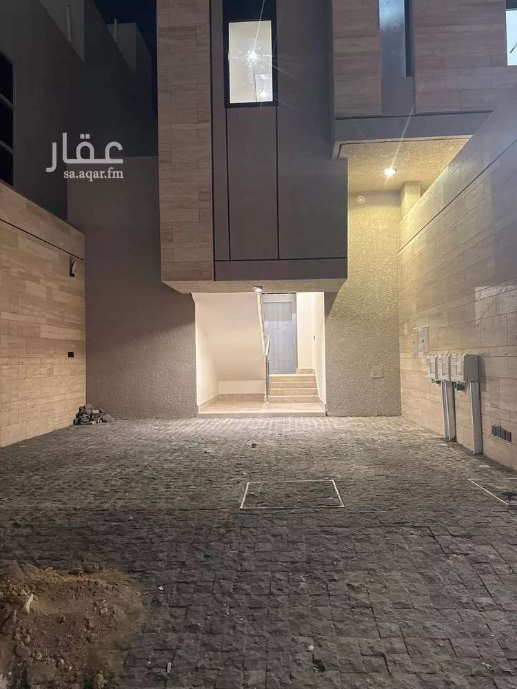 فيلا للبيع في شارع محمد بن رزين, حي النرجس, مدينة الرياض, منطقة الرياض صورة 2