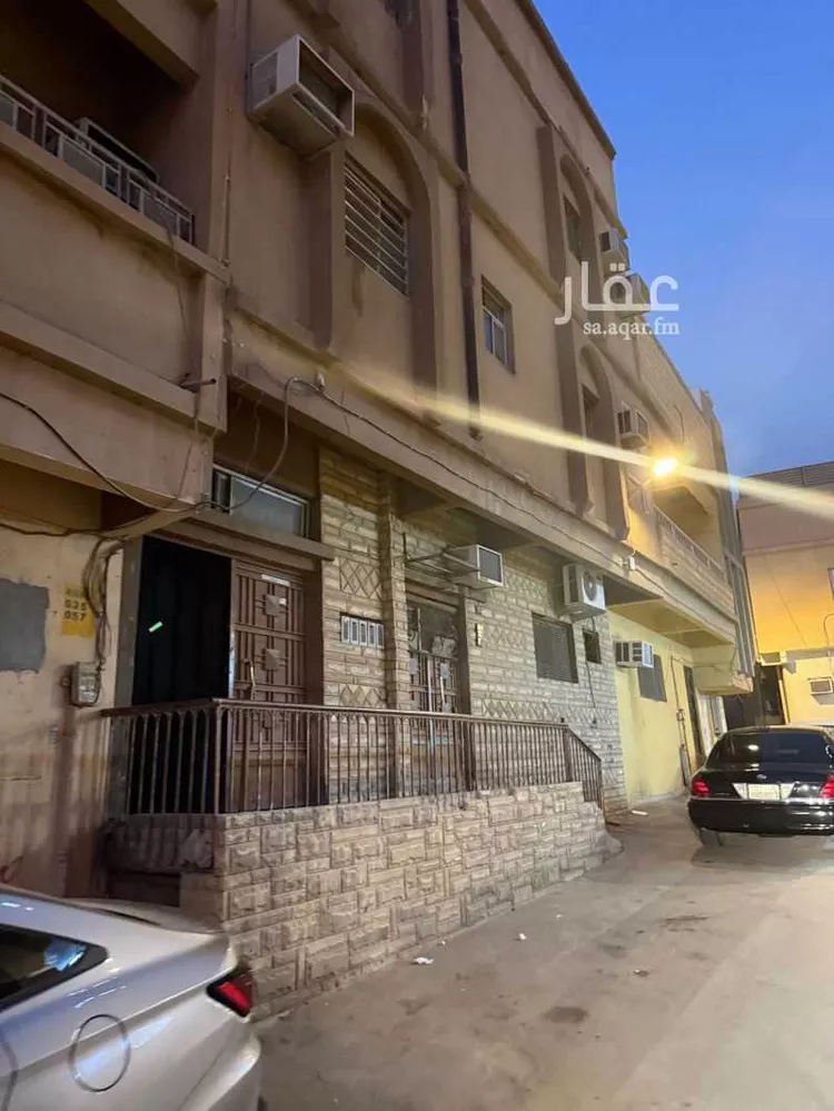 عمارة للبيع في شارع يزيد الخزرجي ، حي الناصرية ، الرياض ، منطقة الرياض صورة 2