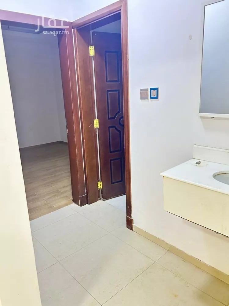 شقة للإيجار في شارع رقم 26, حي الملك عبدالله, مدينة الرياض, منطقة الرياض صورة 4