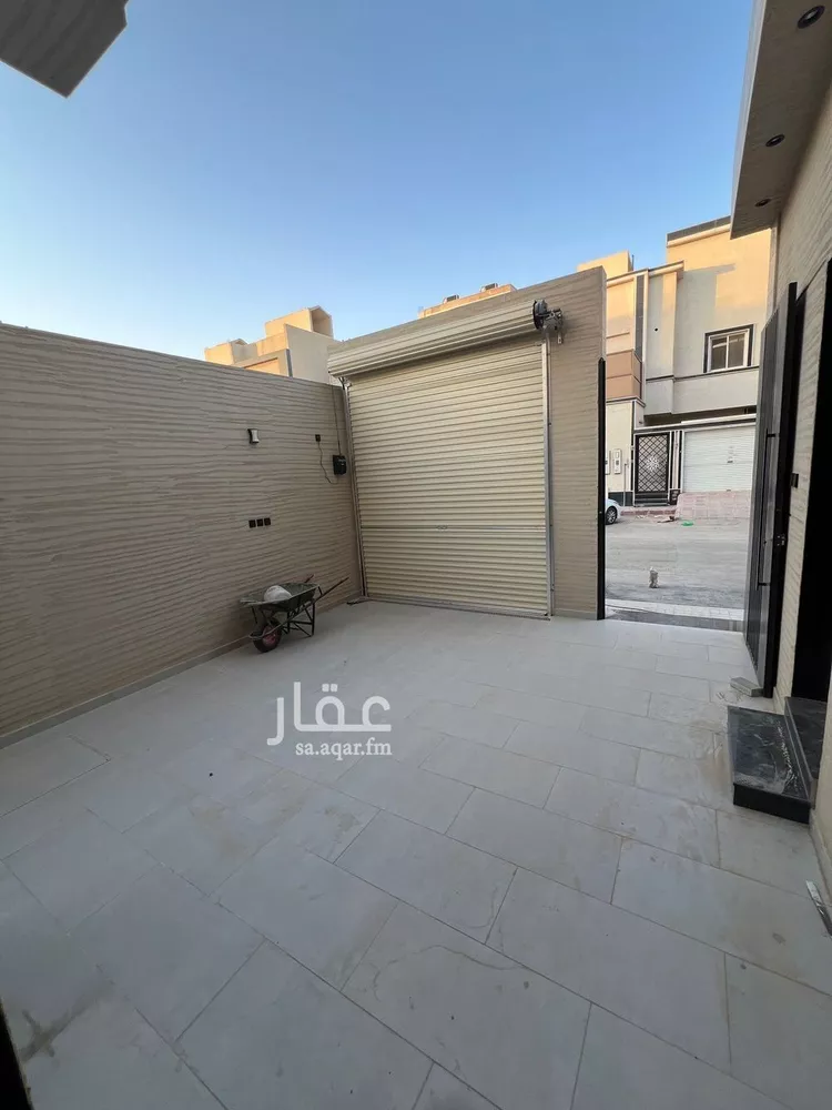 فيلا للبيع في شارع جبل المعلق, حي القادسية, مدينة الرياض, منطقة الرياض 7