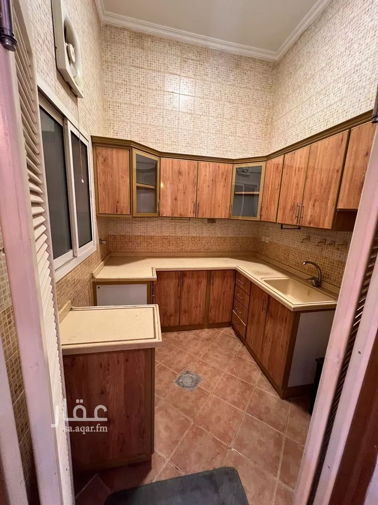 شقة للإيجار في شارع خزام, حي الملك عبدالله, مدينة الرياض, منطقة الرياض صورة 3