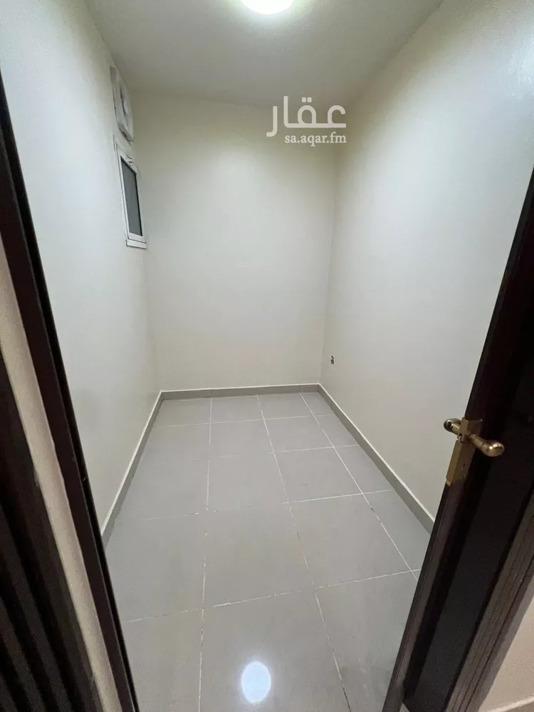 شقة للإيجار في شارع خزام, حي الملك عبدالله, مدينة الرياض, منطقة الرياض صورة 5