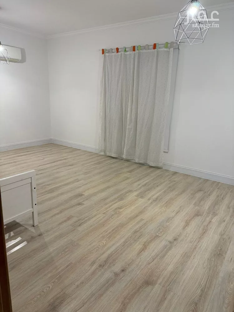 فيلا للإيجار في شارع القمر, حي الملك عبدالله, مدينة الرياض, منطقة الرياض صورة 2