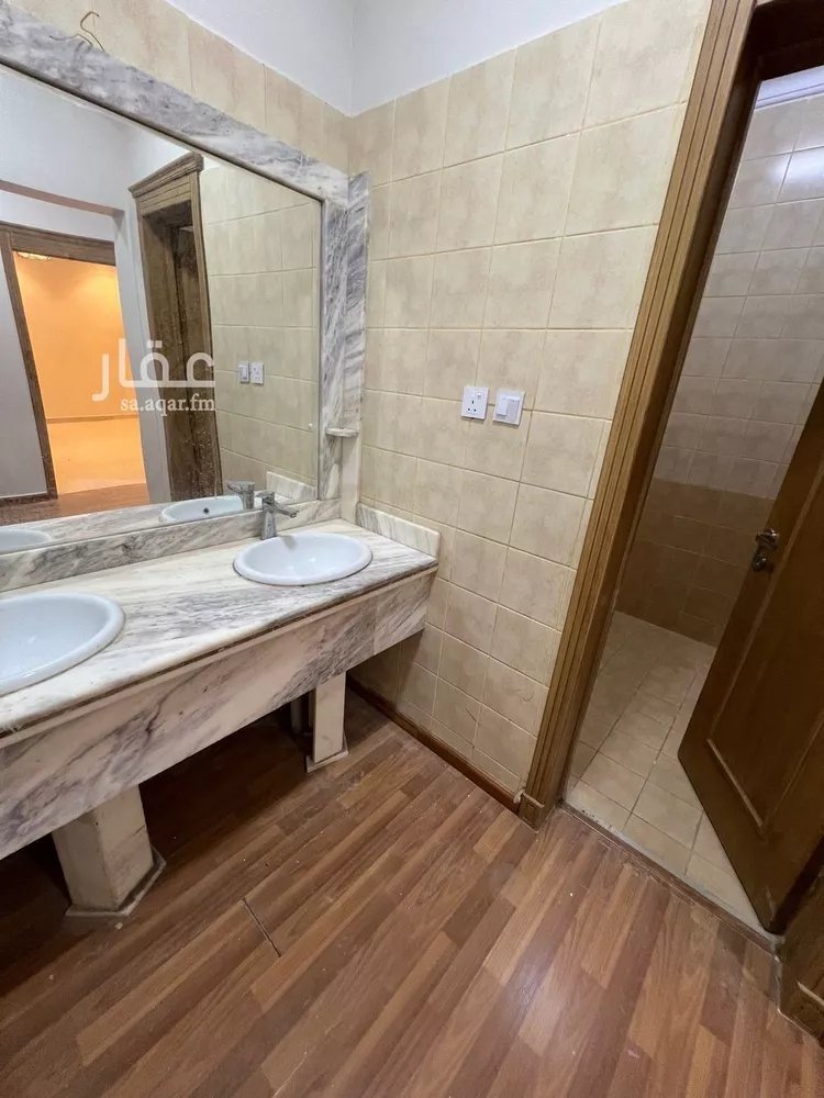 شقة للإيجار في شارع خزام, حي الملك عبدالله, مدينة الرياض, منطقة الرياض صورة 5