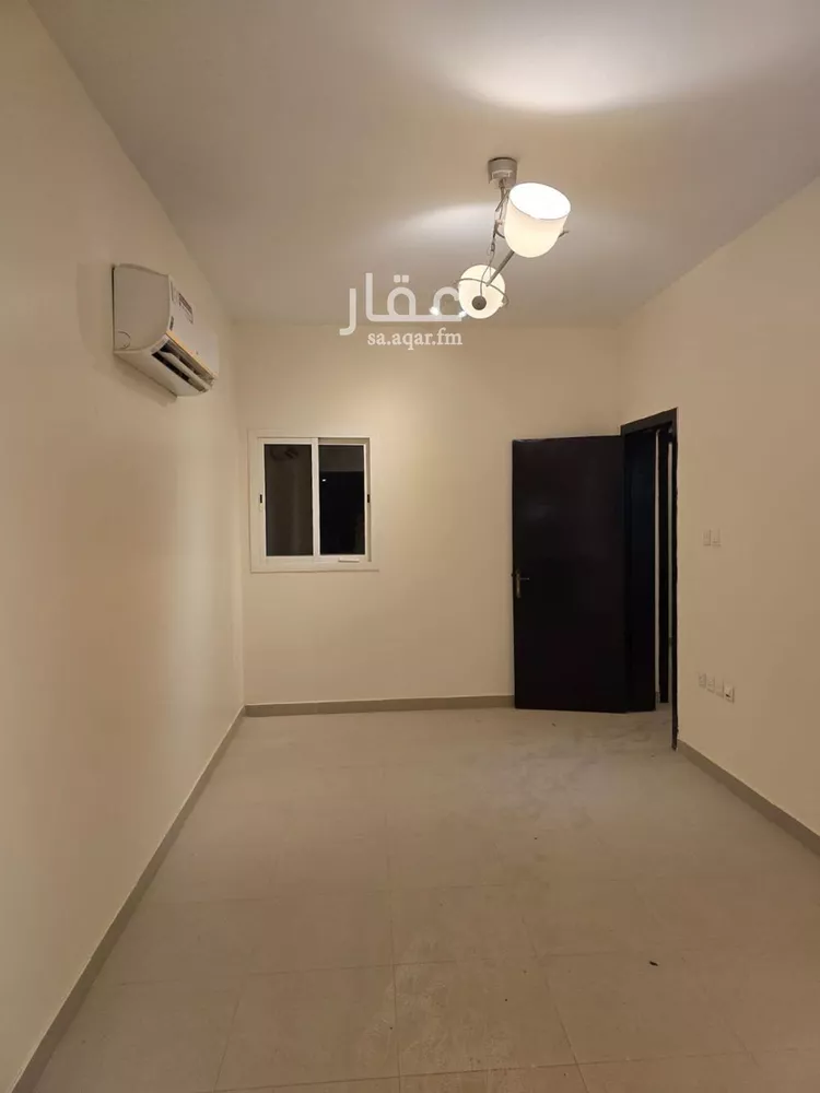 فيلا للإيجار في شارع الورد, حي الملك عبدالله, مدينة الرياض, منطقة الرياض 18