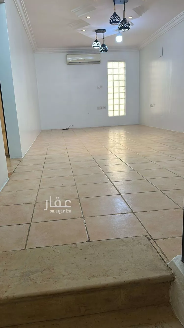 فيلا للإيجار في شارع أحد, حي الفاخرية, مدينة الرياض, منطقة الرياض صورة 2