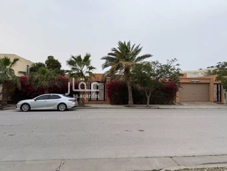 فيلا للبيع في شارع طريق الخليج, مدينة مدينه الجبيل الصناعيه, المنطقة الشرقية