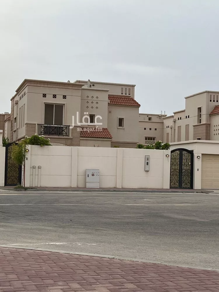 فيلا للبيع في شارع الازهار, حي المطرفية, مدينة مدينه الجبيل الصناعيه, المنطقة الشرقية صورة 2