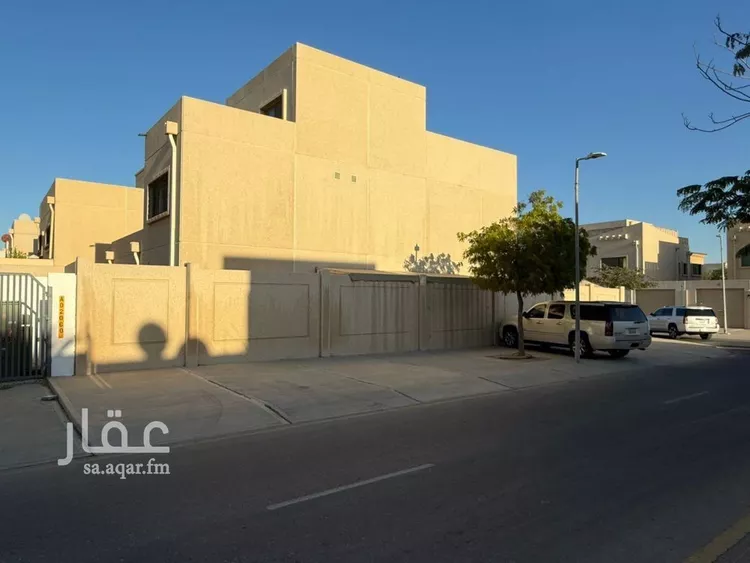 فيلا للبيع في شارع شارع السلام 1, حي جلمودة, مدينة مدينه الجبيل الصناعيه, المنطقة الشرقية 6