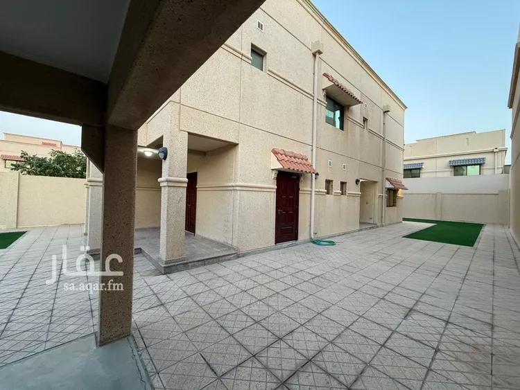 فيلا للبيع في شارع شارع قربان, حي جلمودة, مدينة مدينه الجبيل الصناعيه, المنطقة الشرقية صورة 2