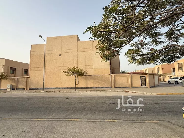 Villa for Sale in Al Jubail Galmodah