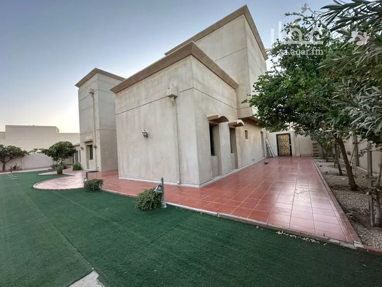 فيلا للبيع في شارع مدينة الجبيل الصناعية 1095, حي جلمودة, مدينة مدينه الجبيل الصناعيه, المنطقة الشرقية صورة 2