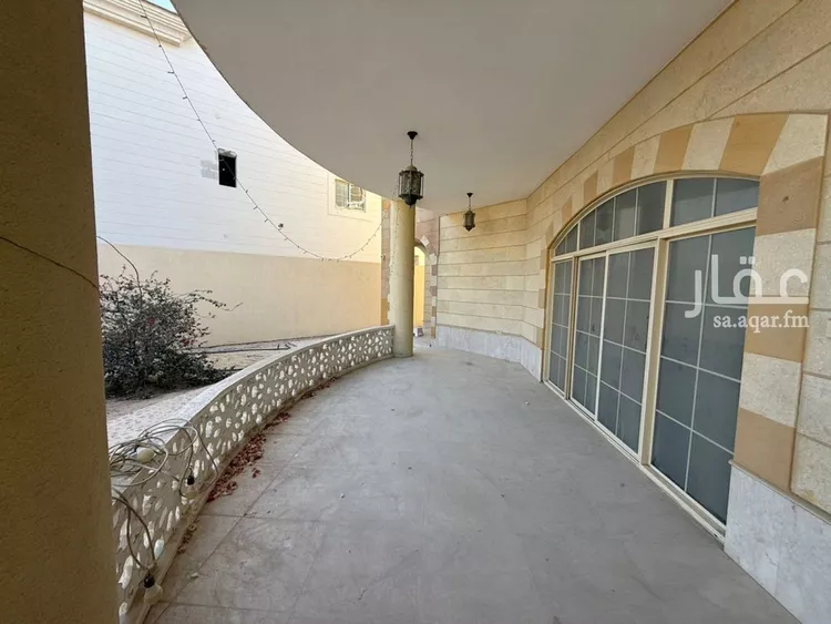فيلا للبيع في شارع المباركه, حي إشبيلية, مدينة الخبر, المنطقة الشرقية صورة 3